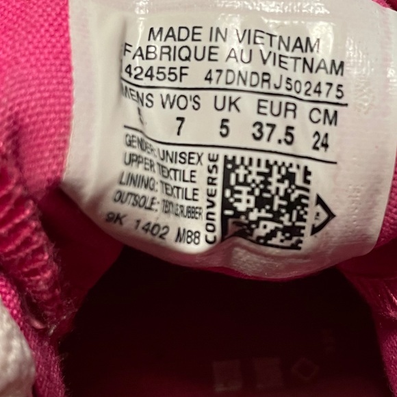 Women’s tie-die converse Size 7 - Picture 8 of 8